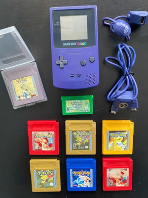 Nintendo Gameboy μεταχειρισμένο με παιχνίδια Pokémon πακέτο