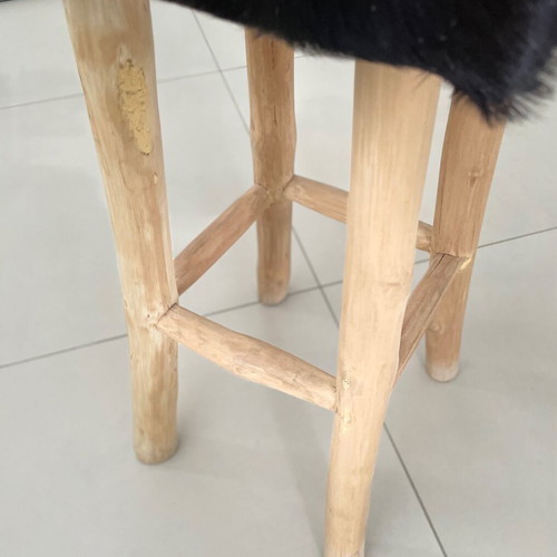 Bar stool like new decorative for clothing store
