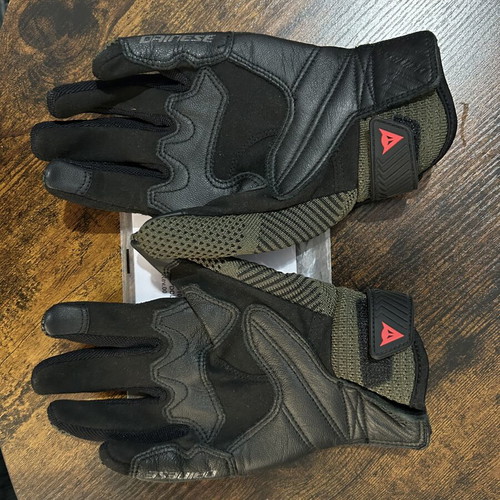 Argon Gloves Grape-Leaf summer motorcycle gloves, size M, Dainese