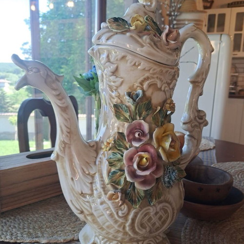 Capodimonte large coffee pot used, 5 liters