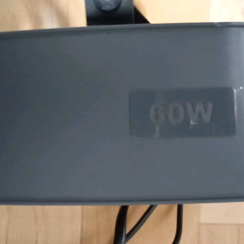Charger 12 volt 5 amp used