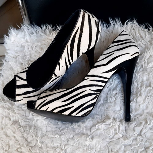 Aldo high heels size 39 used, genuine leather pony skin animal print