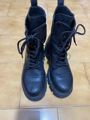 Migato ankle boots like new, black, size 39