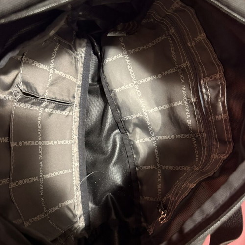 Mandarina Duck MD20 crossbody bag like new, black