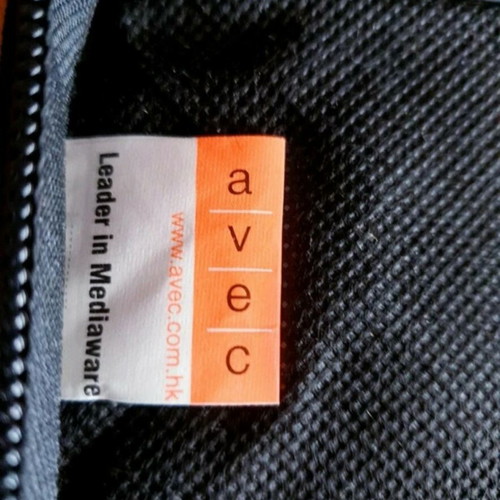 Avec fabric case for 24 CDs and DVDs like new