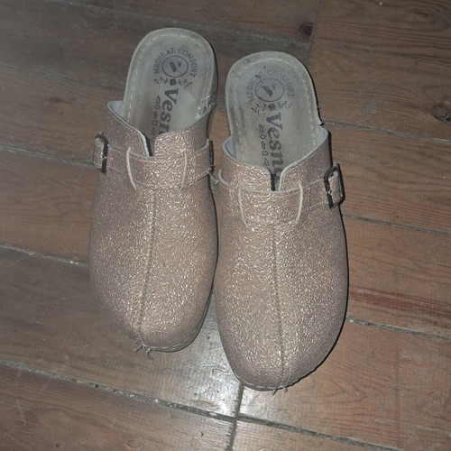 Vesna anatomical medical comfort clogs No 40, like new, gold glitter