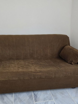 Sofa bed double 200×190 cm used, brown color with 2 cushions