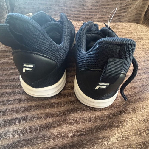 Fila men's navy blue sport shoes new, size 41