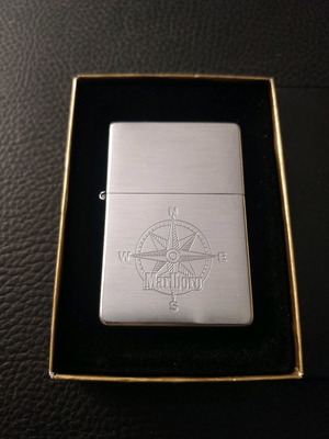 Zippo Marlboro Compass 2002 Vintage Series new
