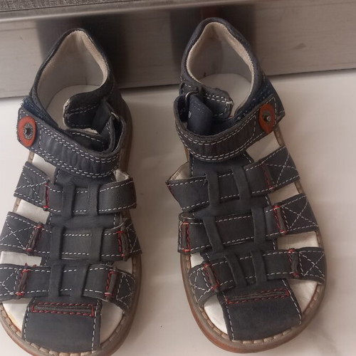 Children's sandals size 28 used, black