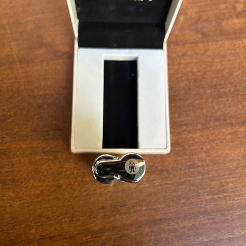 Egoist lighter