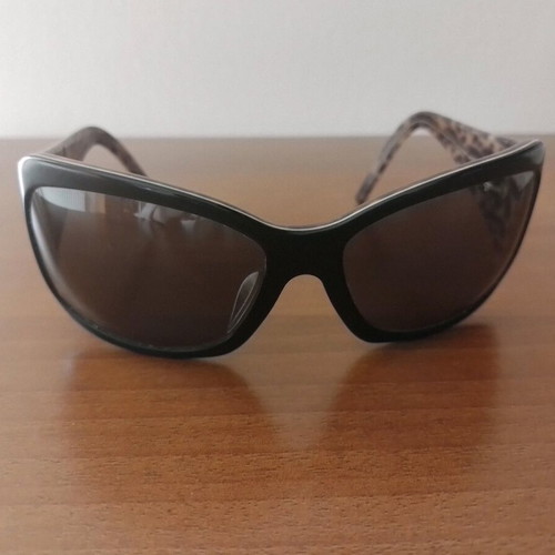Dolce & Gabbana sunglasses in very good condition with rhinestones