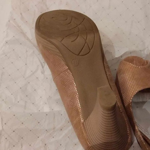 Marco Tozzi peep toe shoes like new, size 41, beige gold