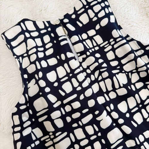 Girls Dress Size 128cm Like New