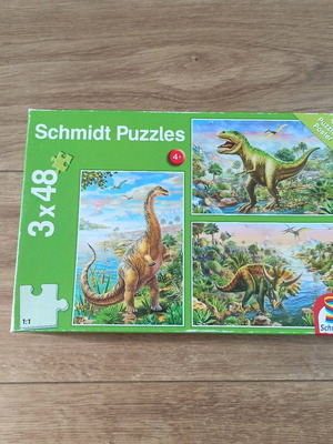 Schmidt 3 dinosaur puzzles used, 3 x 48 pieces