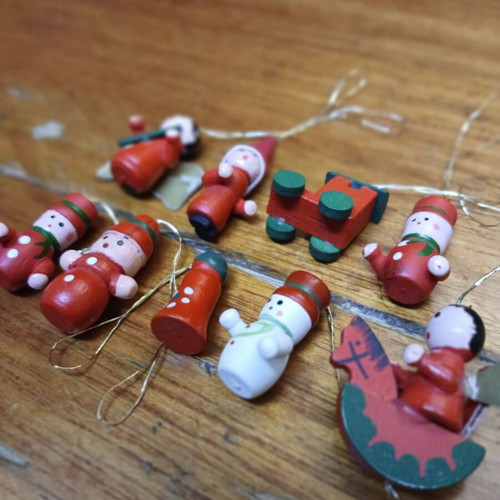 Mini Christmas ornaments used