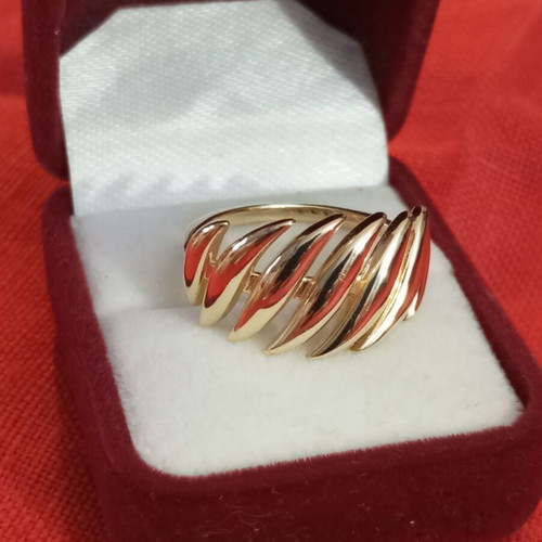 Silver 925 gold plated ring size 54.5 like new
