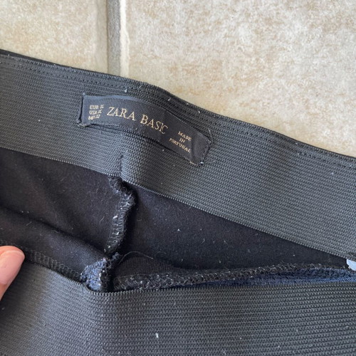 Black Zara pants used, size XL