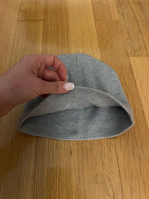 Primark beanie like new, grey