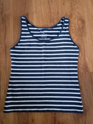 Esmara sleeveless top medium like new