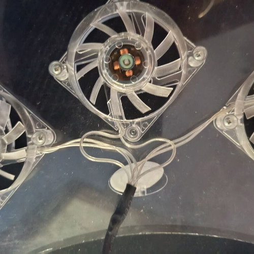 Laptop Cooling Base Esperanza EA107 like new, 3 USB fans