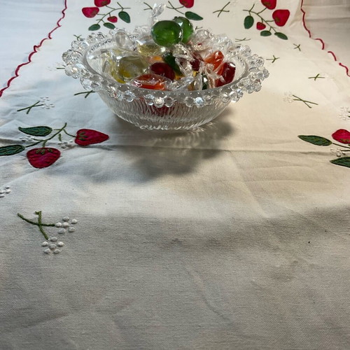 Italian crystal bowl like new for nuts and candies