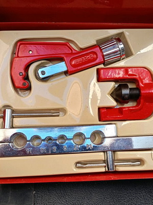 Copper Expander Set like new