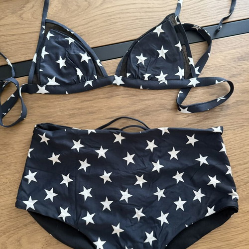 Calzedonia bikini with stars