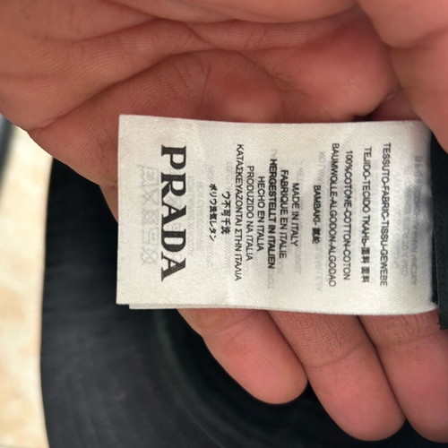 Prada Bucket Hat like new, black
