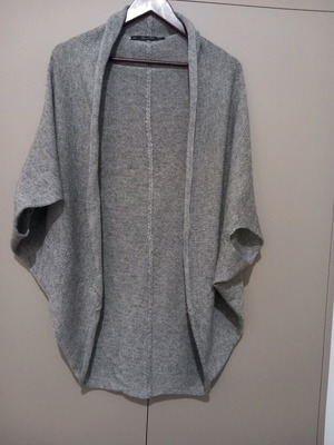 Zara cardigan gray like new, vintage