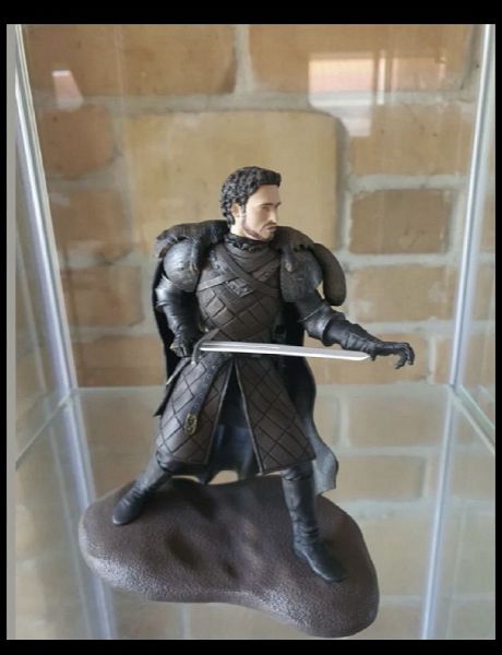  figoura Robb Stark - romp stark sillektiki Game Of Thrones tis Dark Horse
