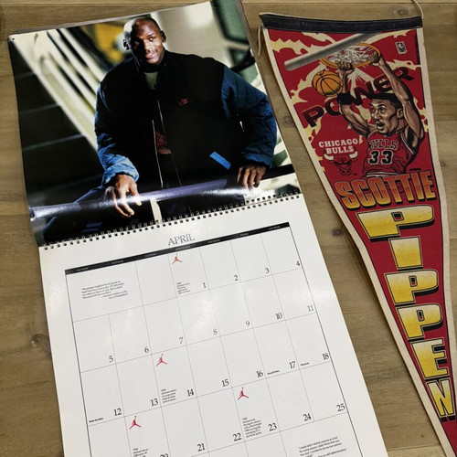 Vintage NBA Memorabilia used Michael Jordan 1992 calendar & Scottie Pippen felt pennant