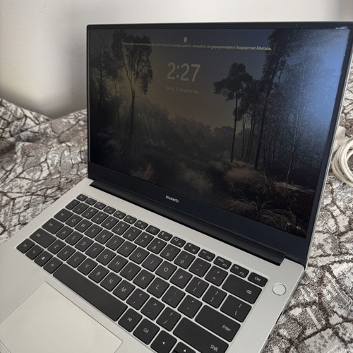 Huawei MateBook D14 14" IPS Ryzen 5 8GB RAM 512GB SSD Windows 11 like new
