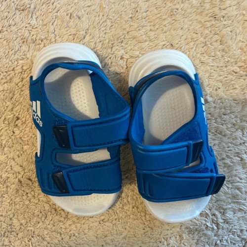 Adidas baby sandals 12 cm new