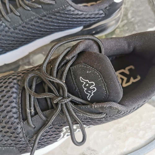 Robe di Kappa Athletic Shoes Size 42 Like New Black White