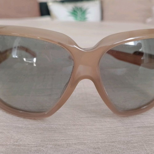 Burberry women's sunglasses like new, beige