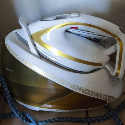 Tefal Pro Express Ultimate ironing system new