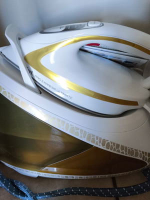 Tefal Pro Express Ultimate ironing system new