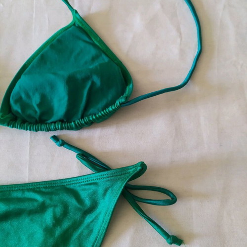 Women's bikini size S like new, emerald with bust padding