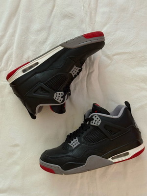 Jordan 4 αθλητικά σαν καινούργια, μέγεθος 41