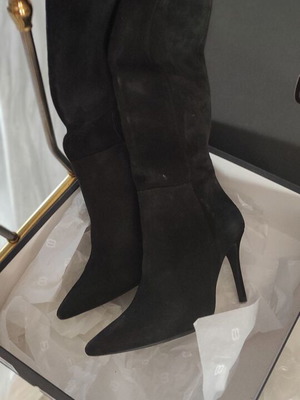 Marian suede leather boots new, black, size 39
