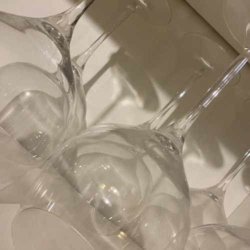 Wine glasses set of 6 like new, large