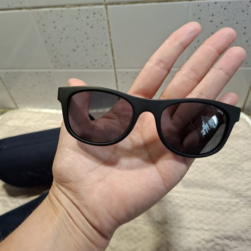 Invu Polarized A 2608 A Filter Cat.3 Kids Sunglasses like new, matte black