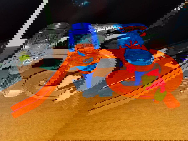 Hot Wheels Color Shifters Bubble-Matic Car Wash