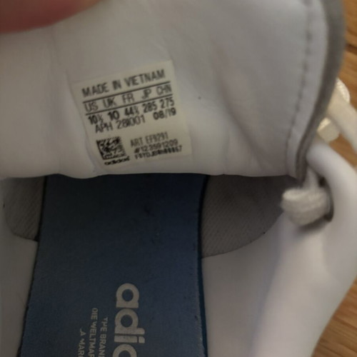 Adidas Stan Smith sneakers used, size 44, white with blue heel