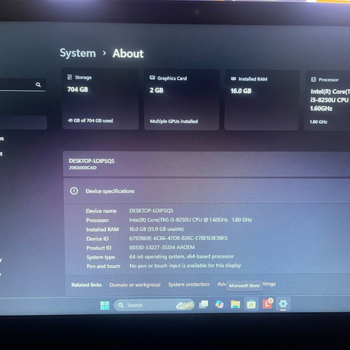 Lenovo ThinkPad E580 laptop i5 8th gen 16GB 750GB Radeon RX 550