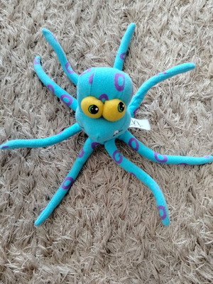 Octopus plush toy like new from Happy Meal