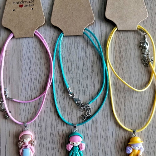 Handmade necklaces for girls set of 3 with hypoallergenic materials