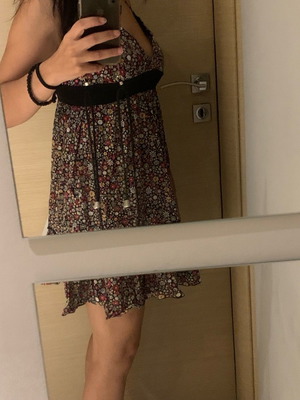 Short floral backless dress used, multicolored