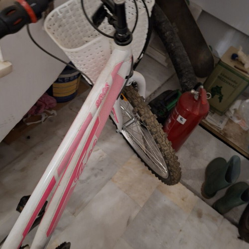 Women's city bike 24 inch with V-Brakes and gears